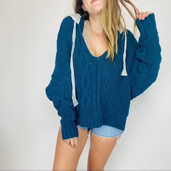 Free People teal cable knit oversized hood sweater - Picture 4 of 6